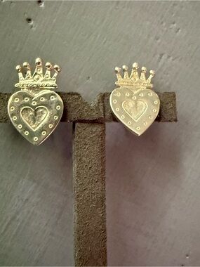 Joy 925 Sterling Silver Heart Tiara Crown Earrings